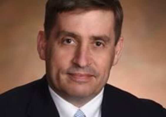 A headshot of Keith Rogers.