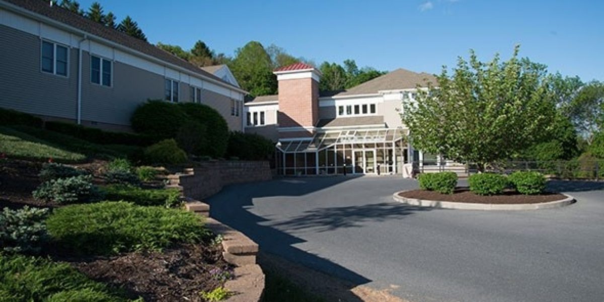 Photo of exterior of the Jasper Chen See Womens' center